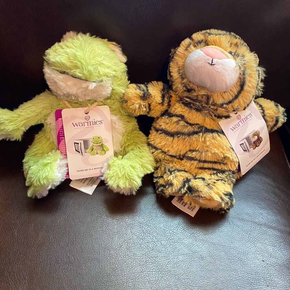Warmies by Intelex set of 2 Frog and Tiger lavender scented weighted baby gift